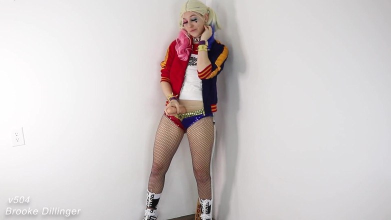 Brooke Dillinger: Futa harley quinn ngocok kontol