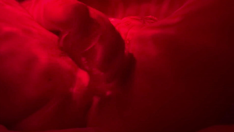 SoftBakedAfterDark: Cumming in My Roomates Closet