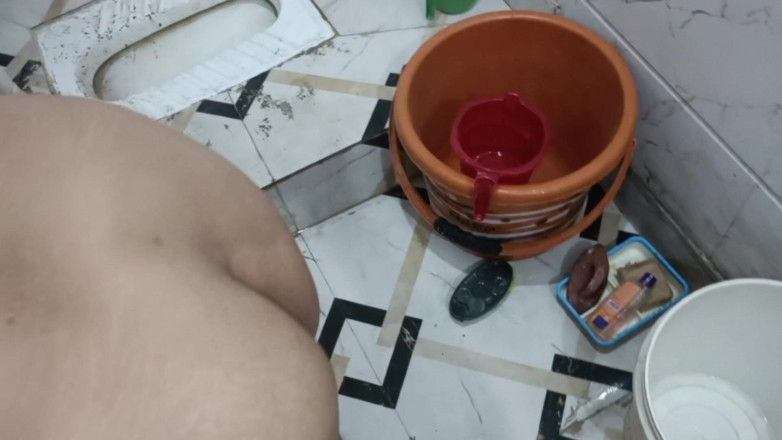 Sexgarl84: Moglie bagno india