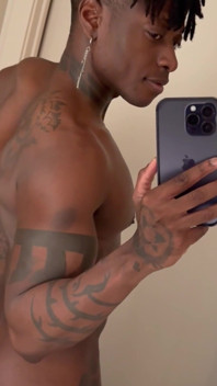 How’s the new tat looking??