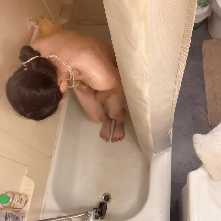 sweethanajapanese: It Is Hot Day Today - Hana Shower