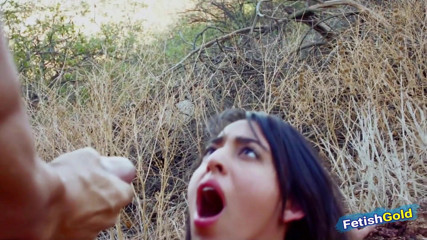 Fetish Gold: Sweet arab teen gets amazing pussy fuck outdoor