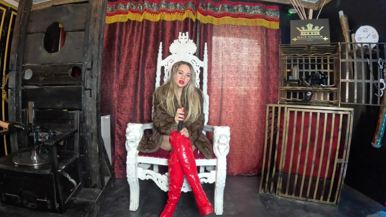 Queen_of_BDSM: Aujourd’hui, je suis en charge de ta bite d’esclave !