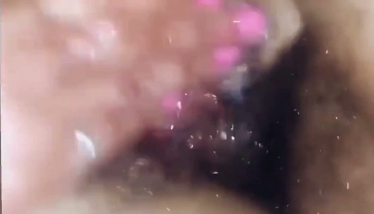 Diamond Goddess 69: She Couldn't Hold It