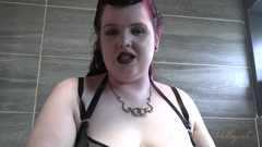 Mxtress Valleycat: Dym i składanie