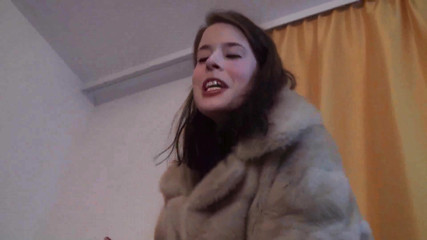 Foot Girls: Frișcă de pe picioarele zeiței