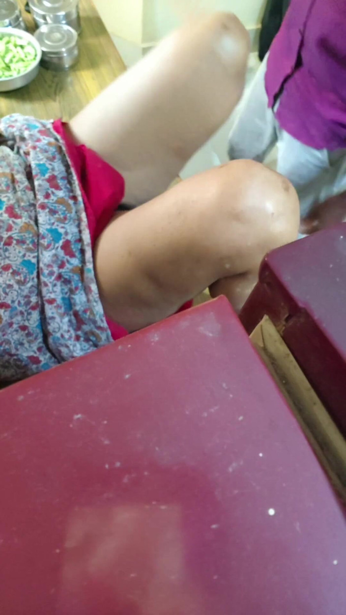 Porn films: Hausbesitzer fickte tamilische stieftochter