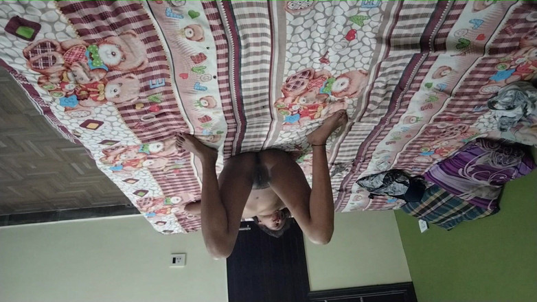 Indian college girls sex: Napalona indyjska dziewczyna oszukuje swojego chłopaka i zostaje zerżnięta przez...