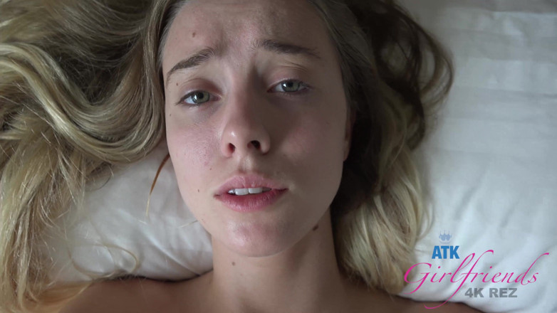 ATK Fans (Girlfriends): Haley pensa che un po' di sesso potrebbe aiutarla a...
