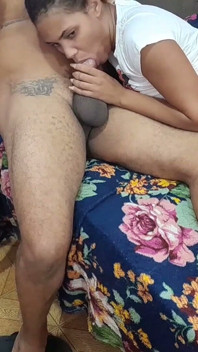 زوج الأم ينيك ابنة زوجته الساخنة حتى الوجه