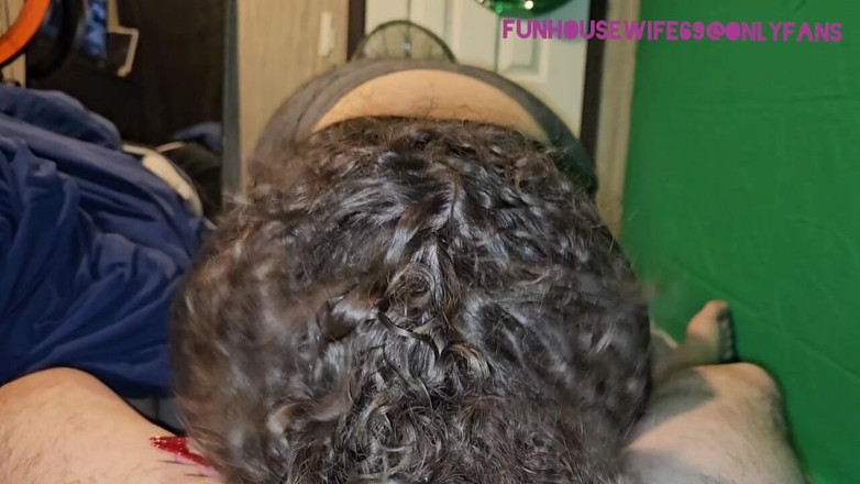 Funhousewife69: Benim için Noel Baba'nın boşaltıyor her gün boşalıyor