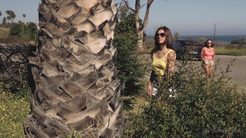 Girlsway: 뱀파이어: 1부: 씨족에 오신 것을 환영합니다