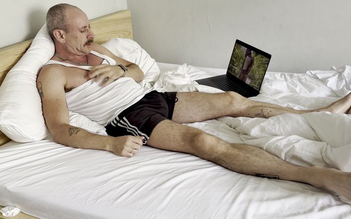 Dilf_X_Berg_XL: Berlijn aftrekken