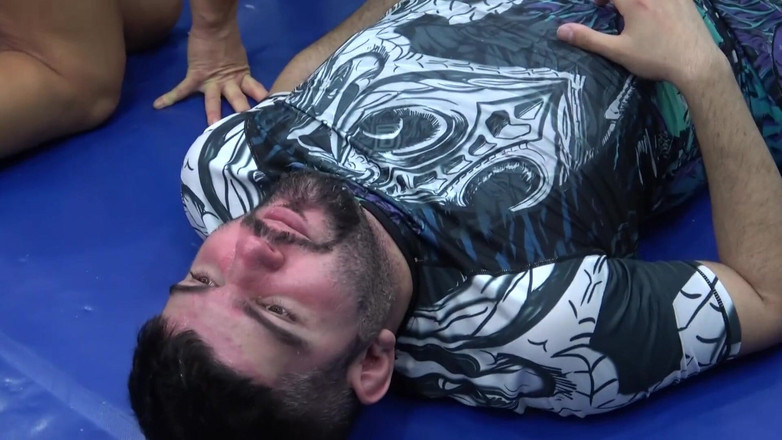 FemDorado: アンチャとのフェイスシッティングコンペティション