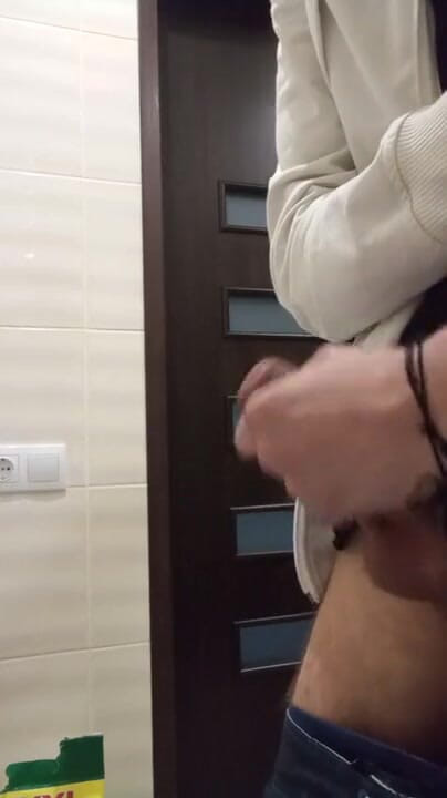 My big dick close up for you: Ma grosse bite en solo