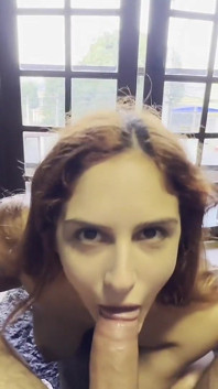 Eu gosto de fazer sexo com alguém me assistindo