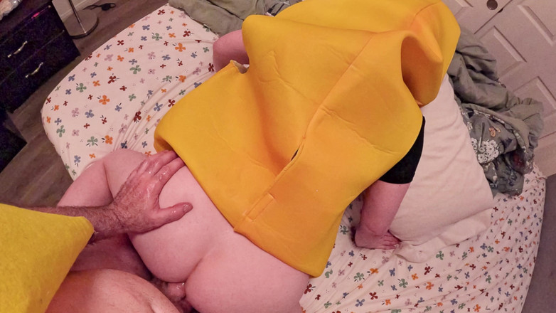 Erin Electra: Sex Anal Cu Mama Vitregă De Halloween
