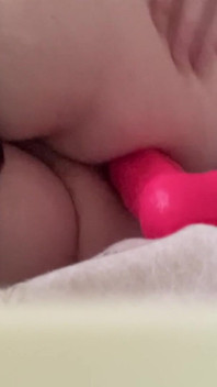 Anal Ponk Giant Dildo Masturbating Intersexual Skank