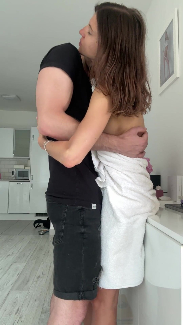 Gina Gerson: Morning Hardcore with Alex Romero