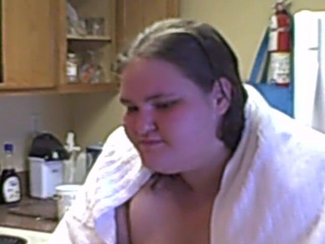 BBW nurse Vicki adventures with friends: Angie har hicka naken