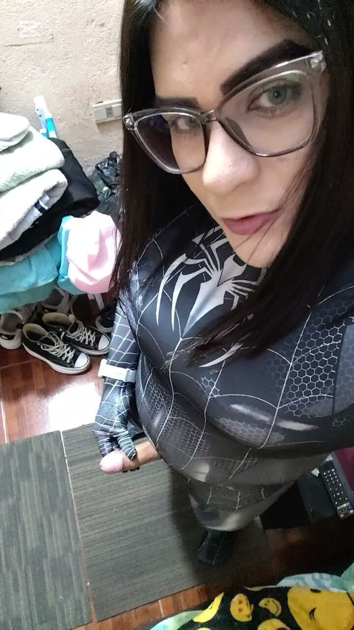 Vero boons: Do You Like This Sexy and Provocative Slut?