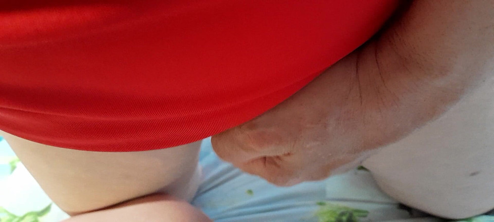 Lesbian-candys: Caliente lesbiana en masturbación mutua en mini faldas