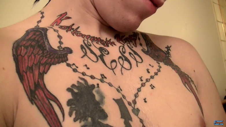 Straight naked thugs: Badkamer hetero jongen af