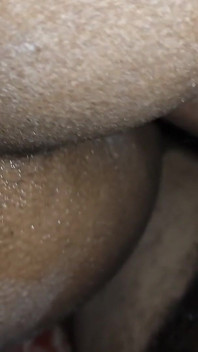 Desi Bhabhi'nin poposu Bhabhi'nin evine vurdu
