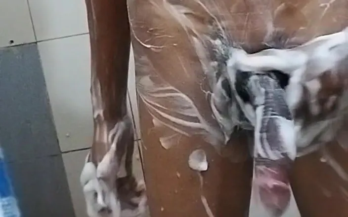 Liklymist: Sexy Boy Sucking Video