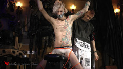 Wanheldvig: Nicky масло и щекотка ступней