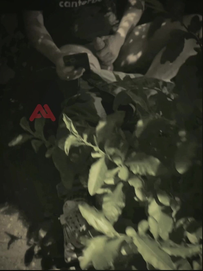 AmateurMates: Ragazzo amatoriale succhia un ragazzo che ha trovato masturbandosi in...