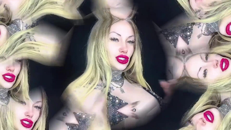 Goddess Misha Goldy: "Réparation quotidienne pour affamée de mes lèvres ! Partie 5"