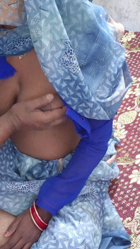 Indian Desi House Wife Cum Inside Sexy Pussy Hard Fucking and Come Inside