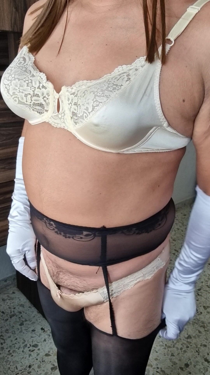 My panties: Mannequinat et excitation dans ma lingerie en nylon nude, mes...