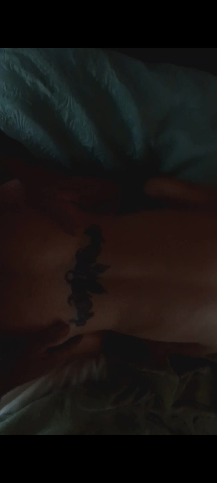 Pussy hound: Nevlastní sestra má velký sexy zadek ošukaný tvrdě zezadu