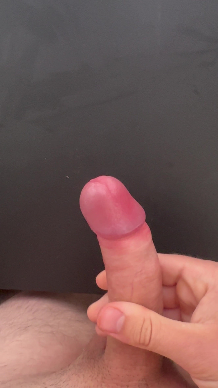 SoloEdgeMaster: Gedetailleerde grote lul masturbatie met grote cumshot
