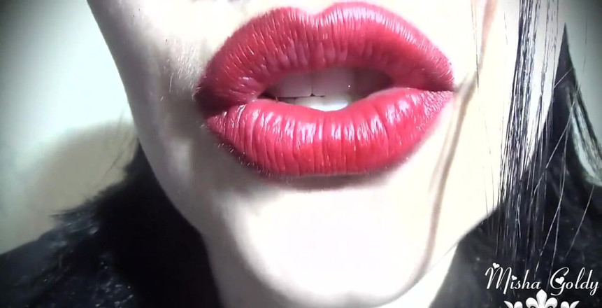 Goddess Misha Goldy: Aku suka! Bukan Weenies! Biar kutebak: kamu punya weenie. Lihat,...