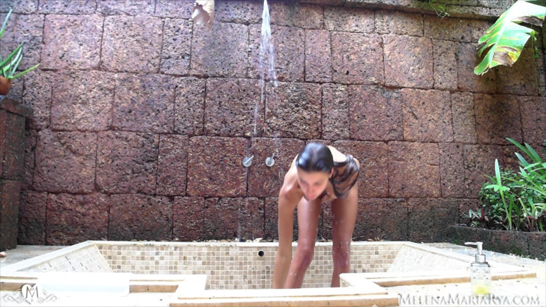 Melena Tara: Nasses squirting