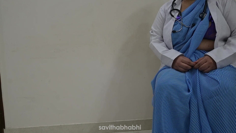 savithabhabhi: Médico indio revisando la polla del paciente