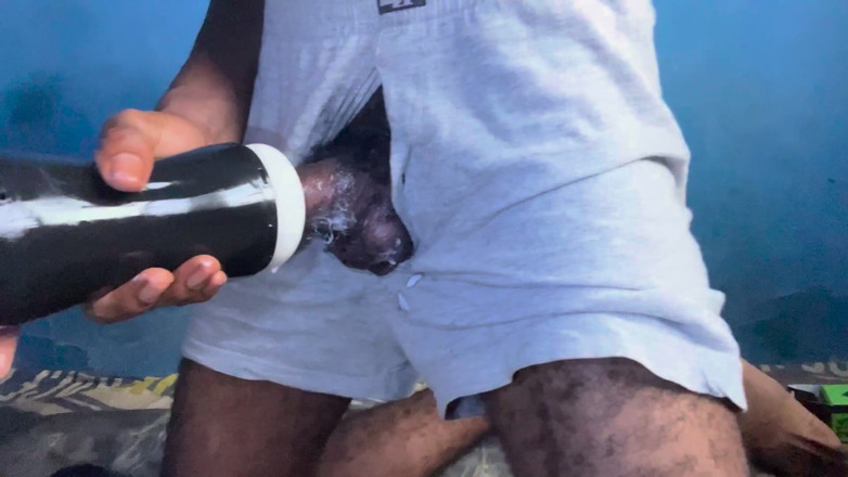 Mrinnocent69 Solo: Mi diverto al meglio con la mia figa torcia