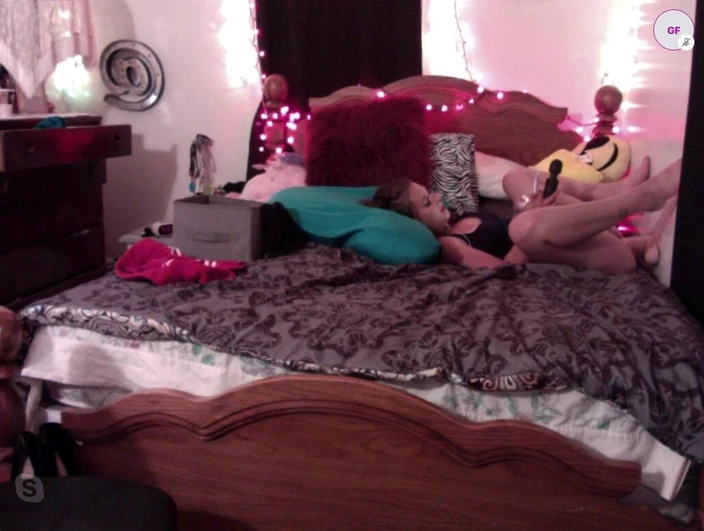 Alli Anderson: Riding My Huge Dildo on the Wall