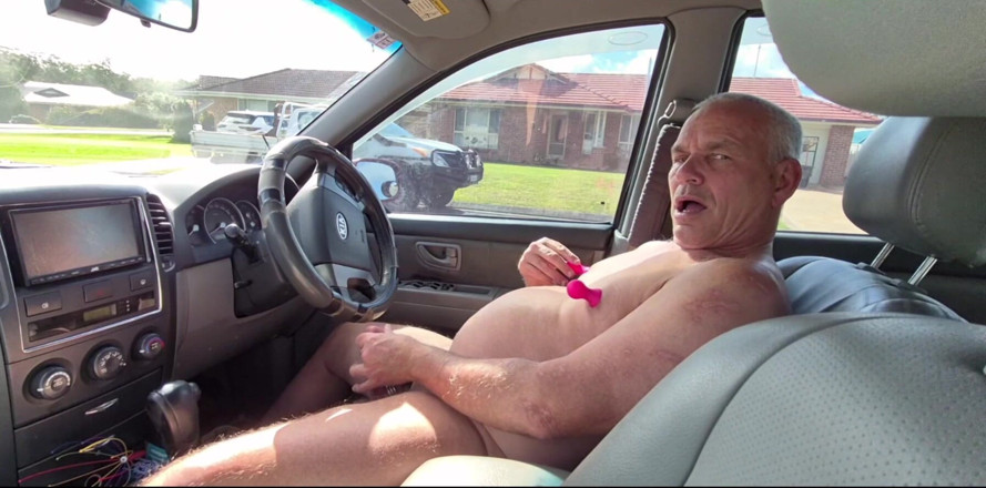 yogiyumyum: No carro