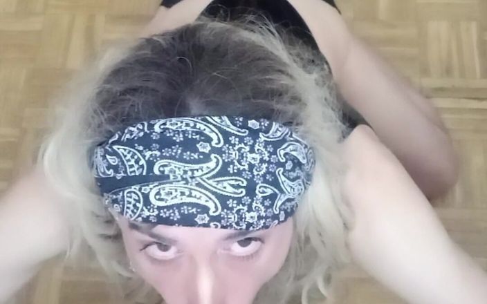 Penelopene27: Travesti deeptroath