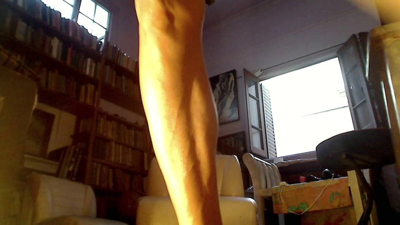 Dildo Man and Cross Hard Sex: Můj šukající zadek oblečený v červené barvě