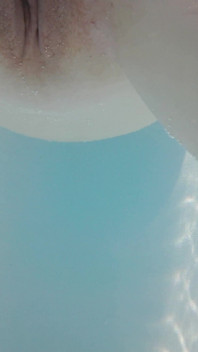 Ven Con Nosotros a La Piscina