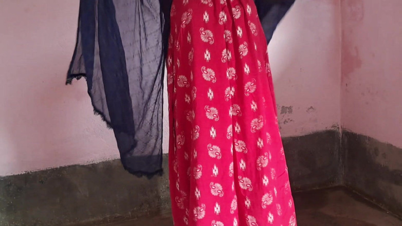 Sumaj: Nevlastní sestra se převléká