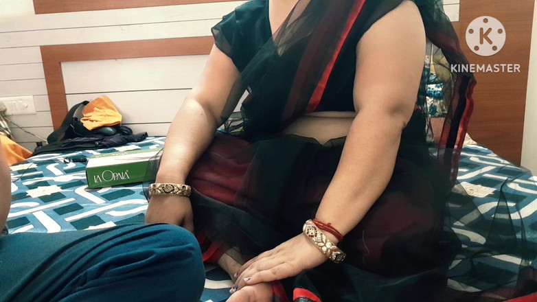 Salmaan001: Vizinha Bhabhi chegou em casa em Diwali e foi fodida...