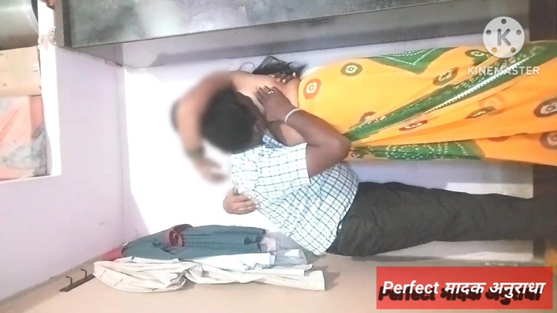 Hemant: Hot and Sensual Sex of a Real Couple.licking Her Yummy...
