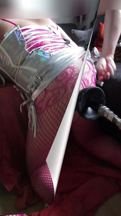 One2chris: Crossdresser sexuální stroj fisting a šukání robertkem