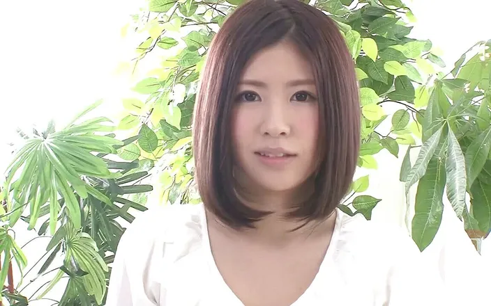 Asian happy ending: Krásná asijská teenagerka dává rozhovor